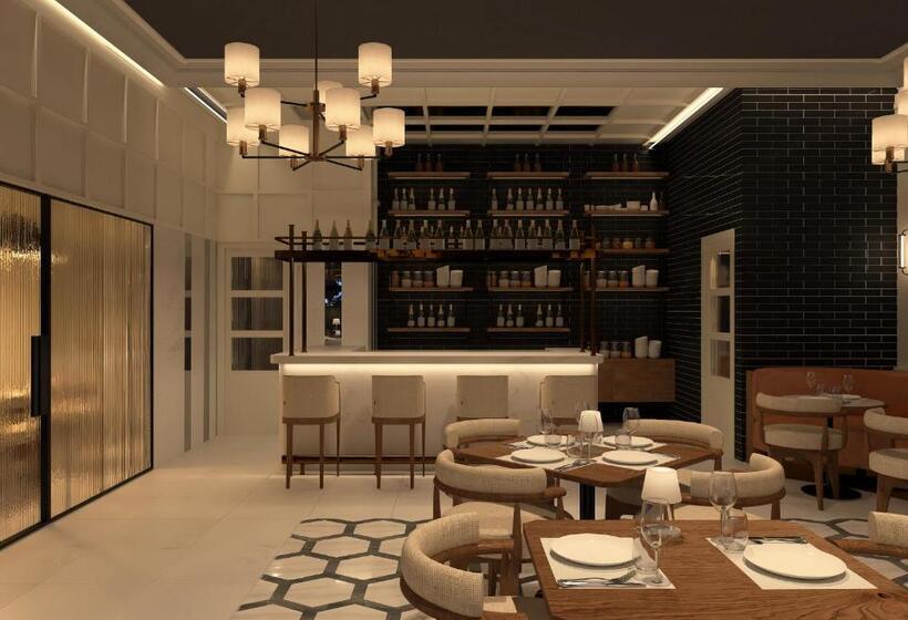 Secrets Playa Esmeralda Resort & Spa