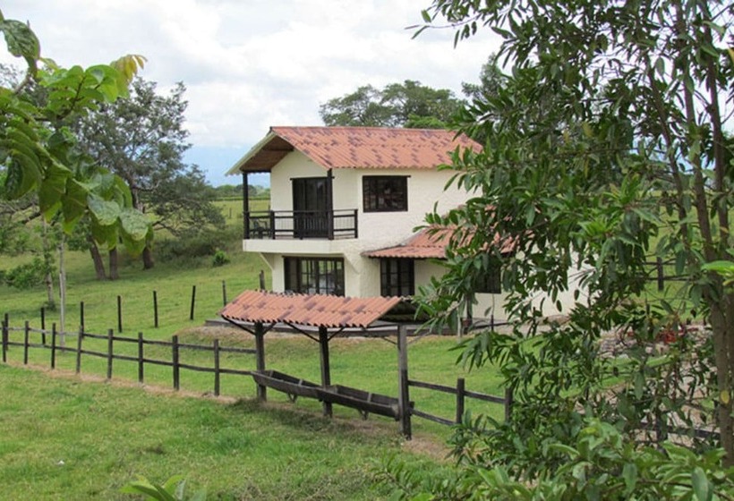 ホテル Tiuma Park