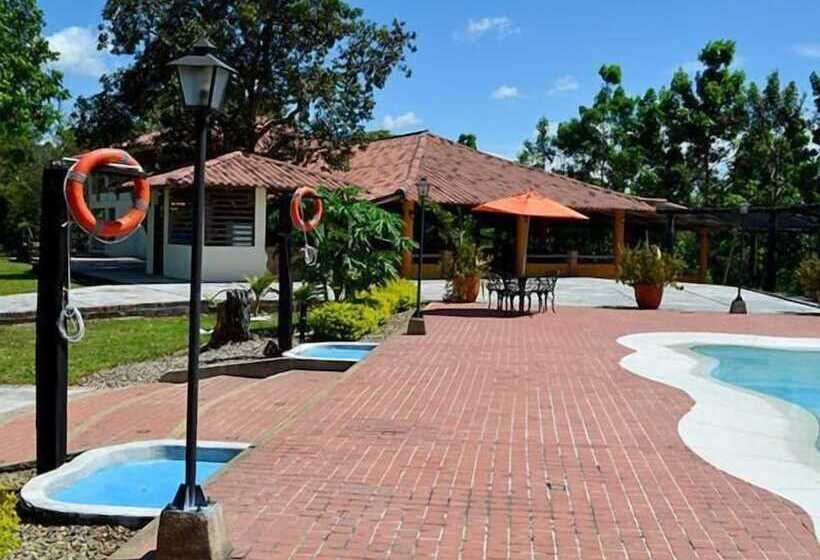 ホテル Tiuma Park