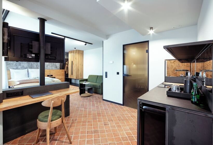 Nomadic Urban Premium Suites