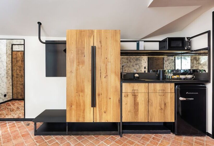 Nomadic Urban Premium Suites