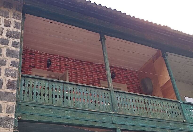 Пансион Lusin Hyuratun