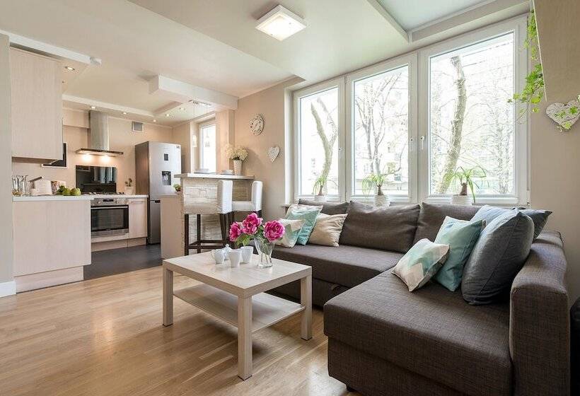 P&o Apartments Center