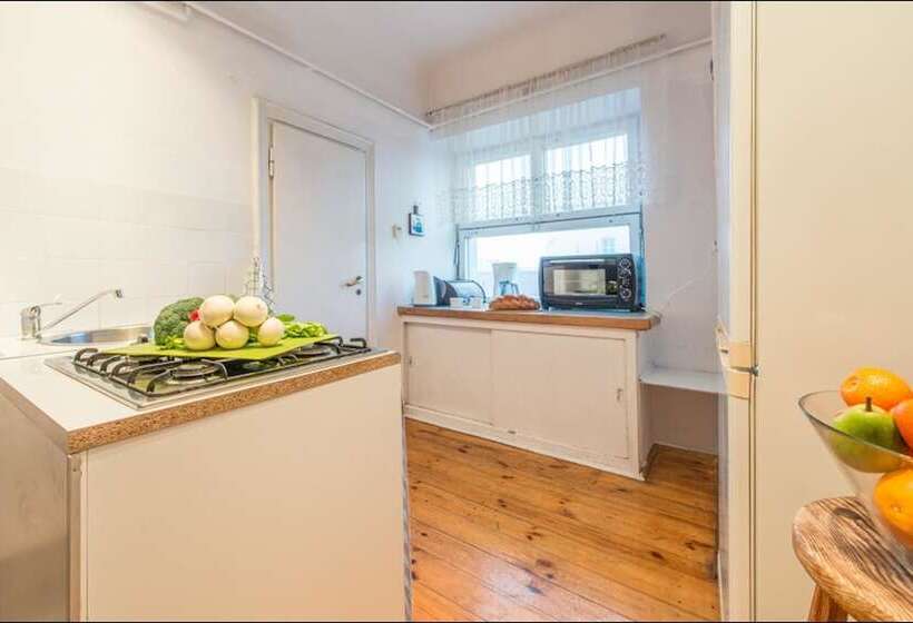 P&o Apartments Center