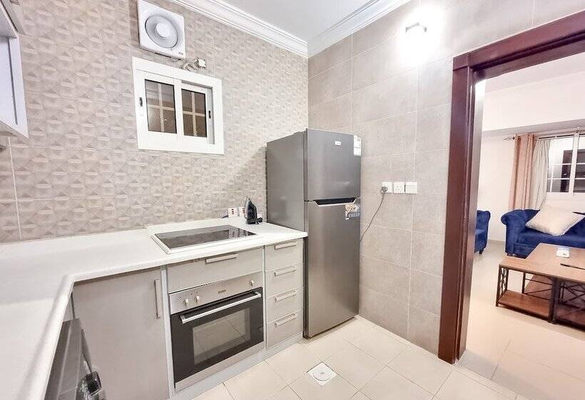 اقامتگاه Hometel Al Ghamdi