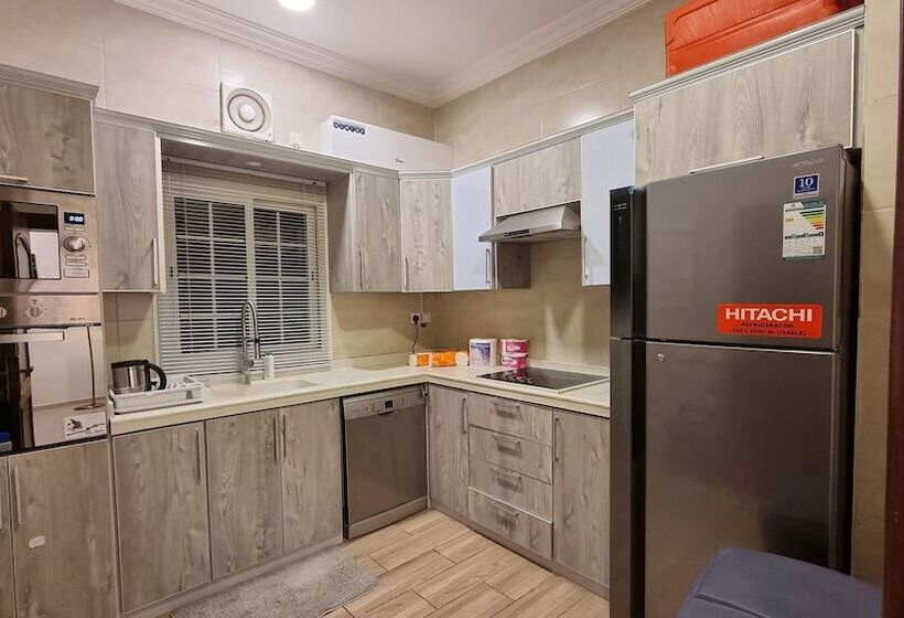 اقامتگاه Hometel Al Ghamdi