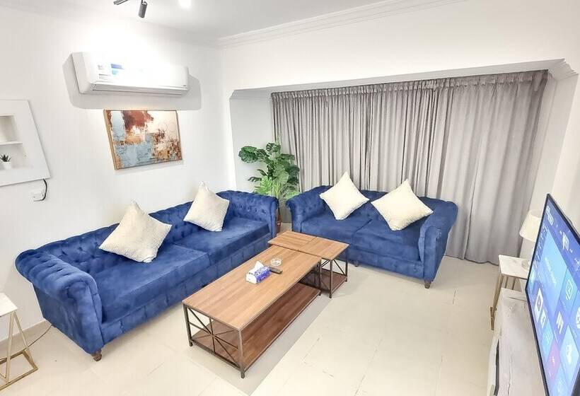 اقامتگاه Hometel Al Ghamdi