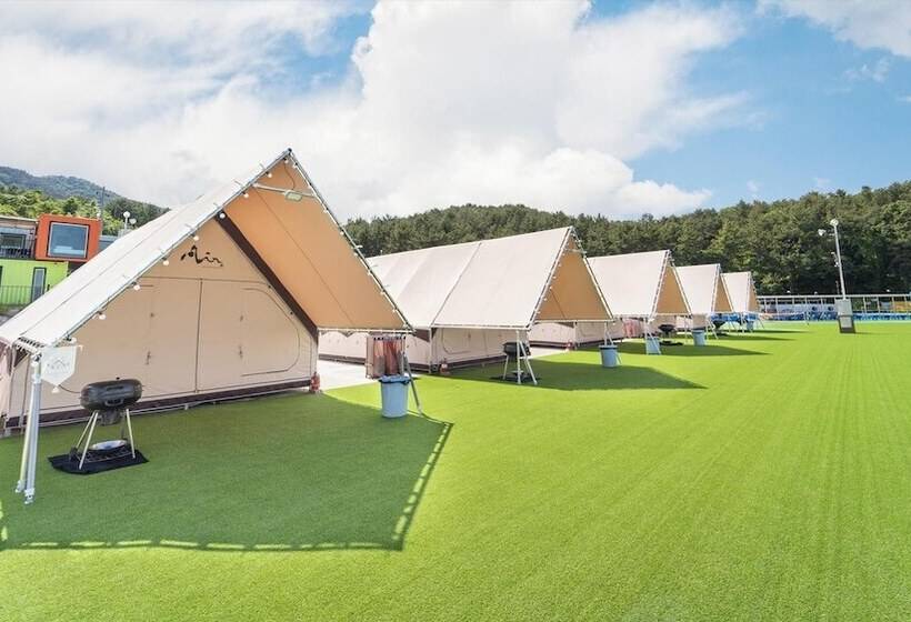 Goseong Bluebeach Pension&glamping