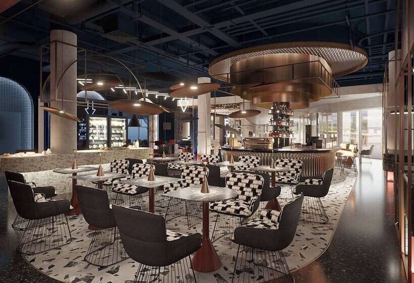 Отель Tribe Budapest Airport