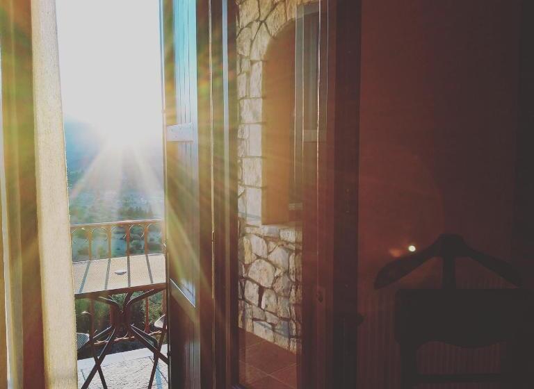 호텔 Vytina Mountain View