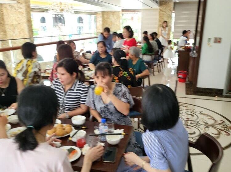 Sala Hotel Mong Cai