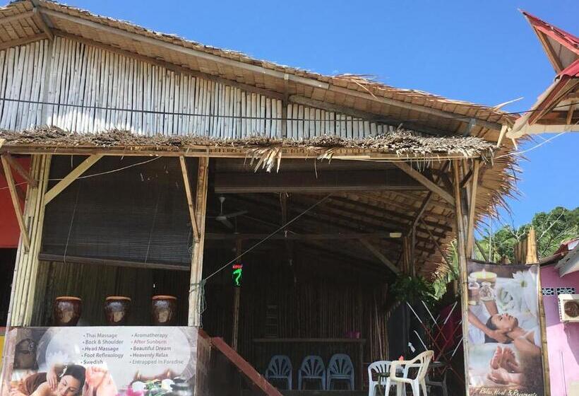 旅馆 Quiver Dive Team Perhentian Dorm