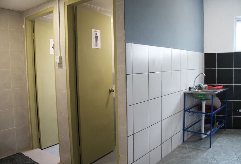 Общежитие Winsen Roomstay