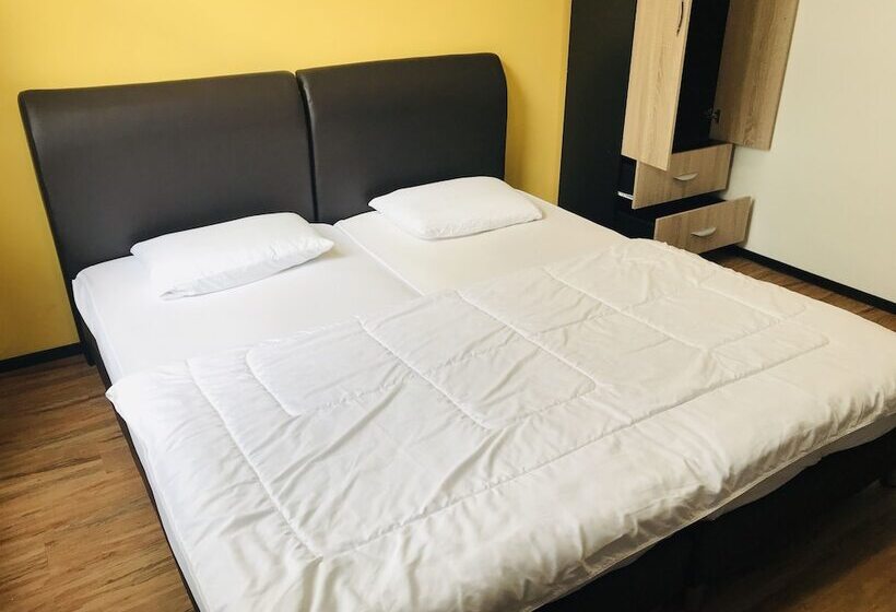 Общежитие Winsen Roomstay