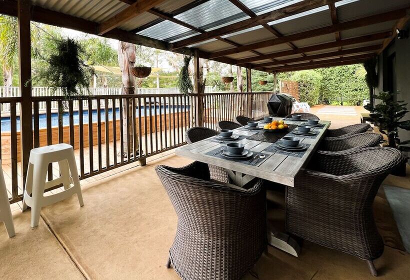 مبيت وإفطار Elk Estate