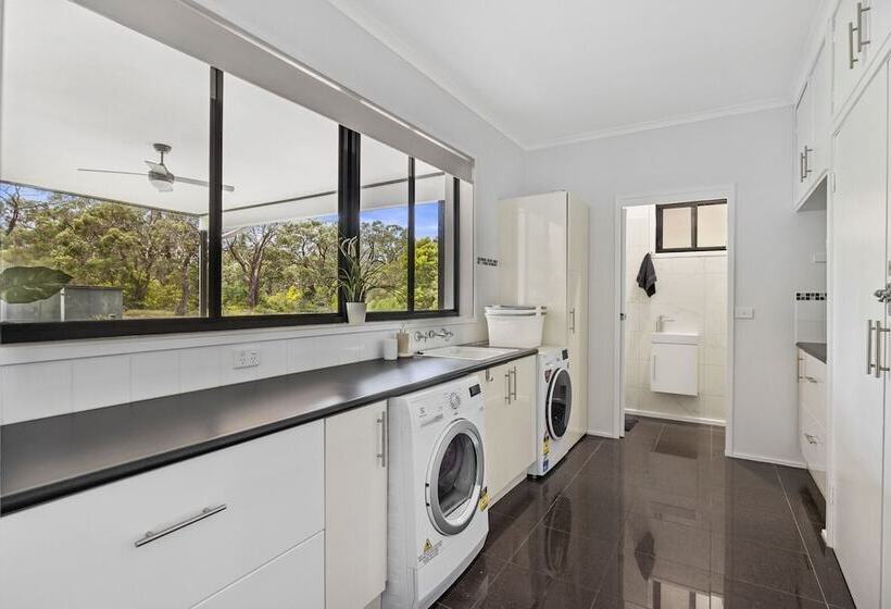 مبيت وإفطار Elk Estate