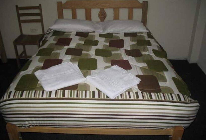 تختخواب و صبحانه Huaraz City Centre Hostel
