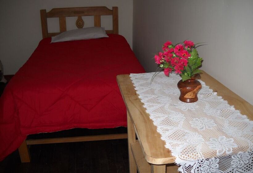 تختخواب و صبحانه Huaraz City Centre Hostel