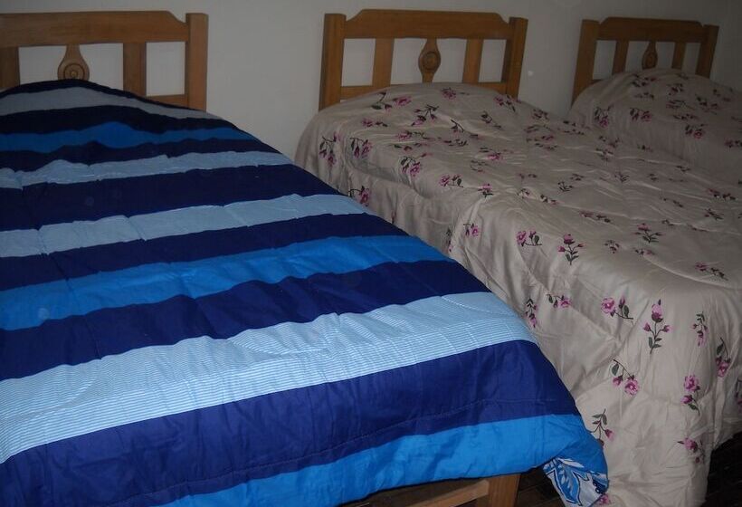 تختخواب و صبحانه Huaraz City Centre Hostel