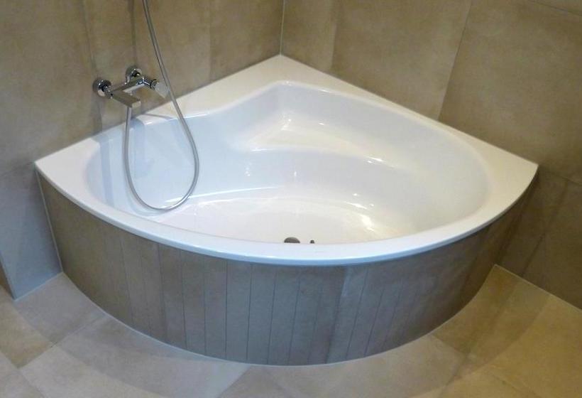 مبيت وإفطار Le Charme Du Prieuré