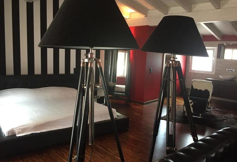 צימר Le Suites Al Lago