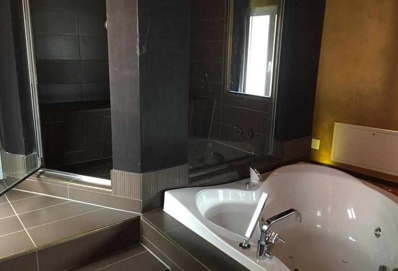 צימר Le Suites Al Lago