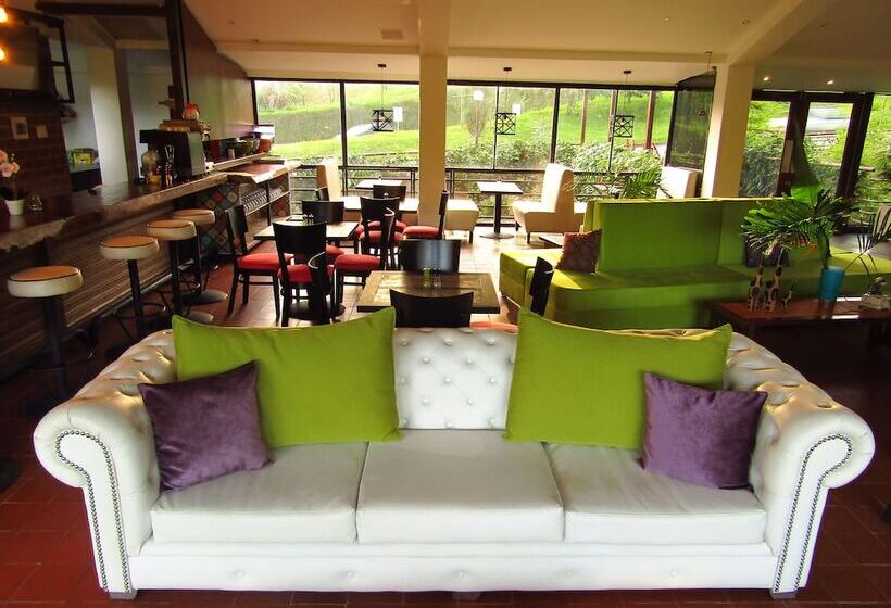 בית מלון כפרי Bambu Inn