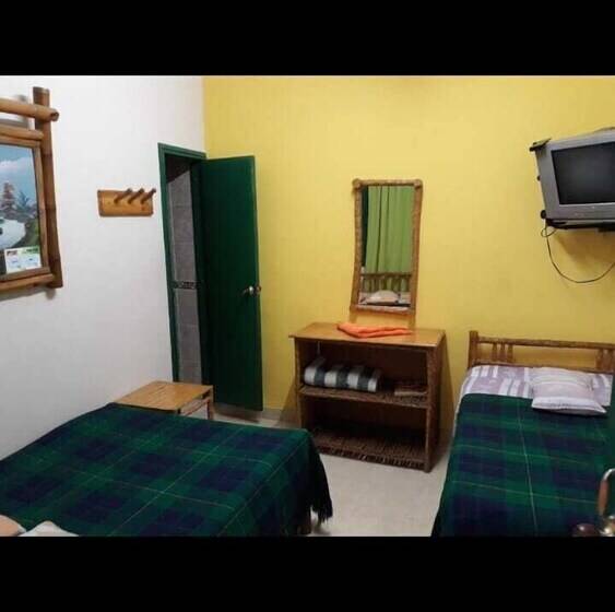 בית מלון כפרי Del Cafe