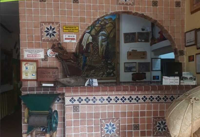 בית מלון כפרי Del Cafe