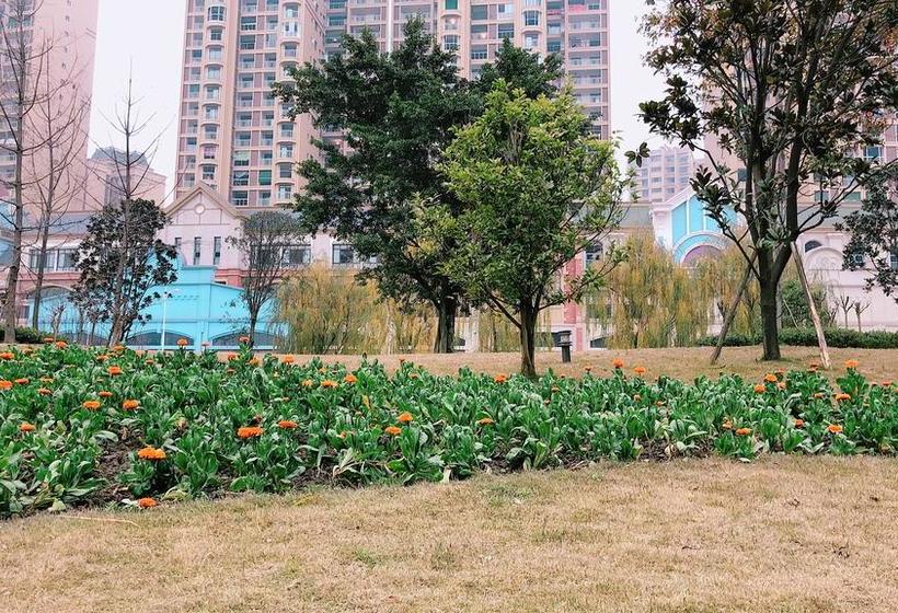 בית מלון כפרי Emei Mountain Xileer