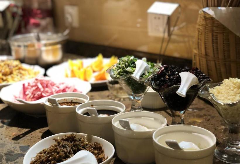 בית מלון כפרי Emei Mountain Xileer