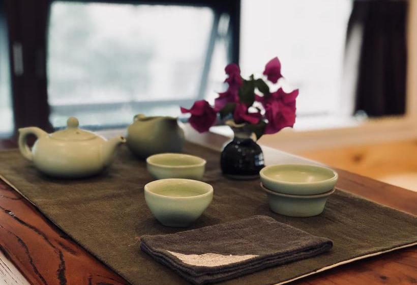 בית מלון כפרי Emei Mountain Xileer