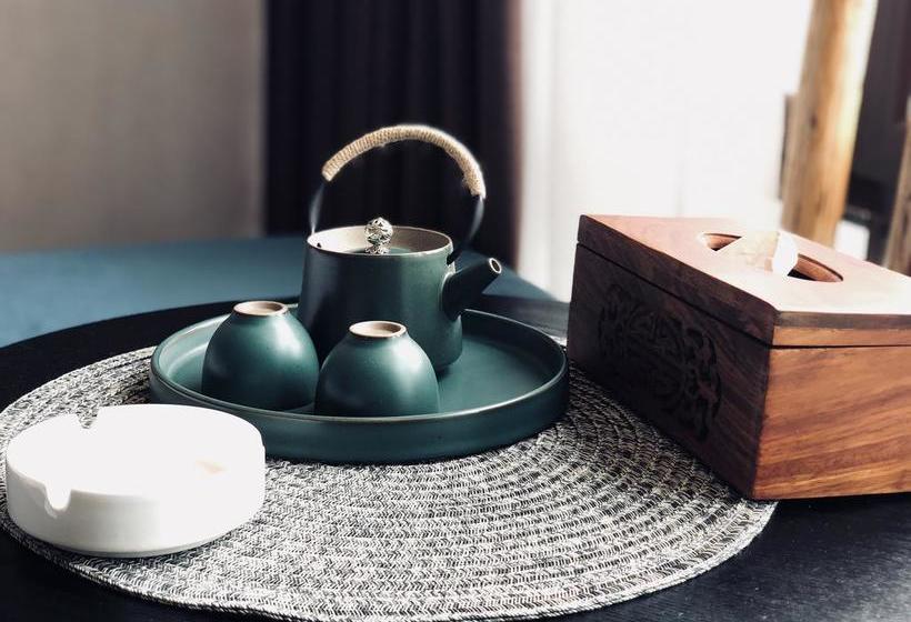 בית מלון כפרי Emei Mountain Xileer