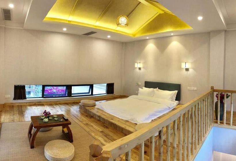 בית מלון כפרי Emei Mountain Xileer