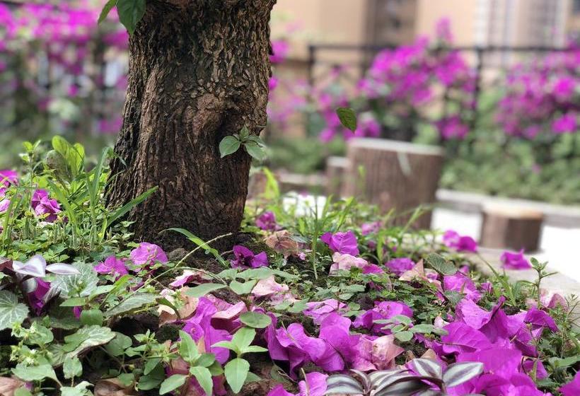 בית מלון כפרי Emei Mountain Xileer