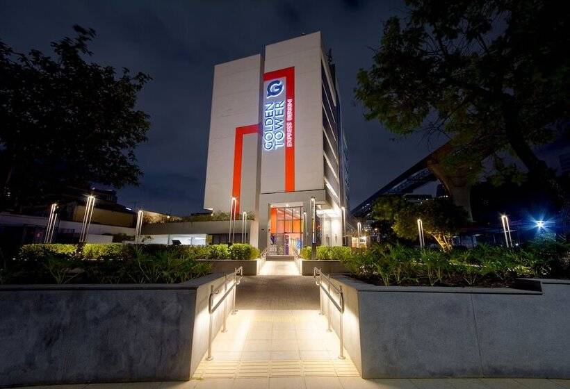 בית מלון כפרי Golden Tower Express Berrini By Fenix Hoteis