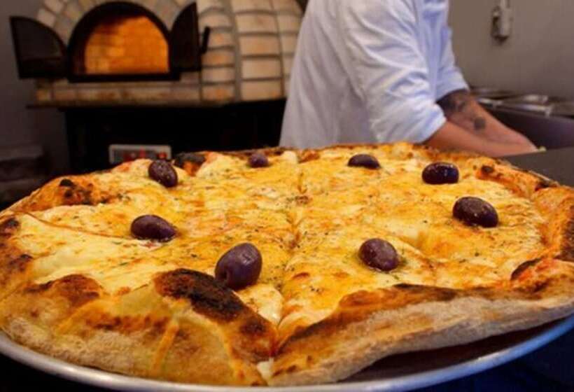 בית מלון כפרי Golden Tower Express Berrini By Fenix Hoteis