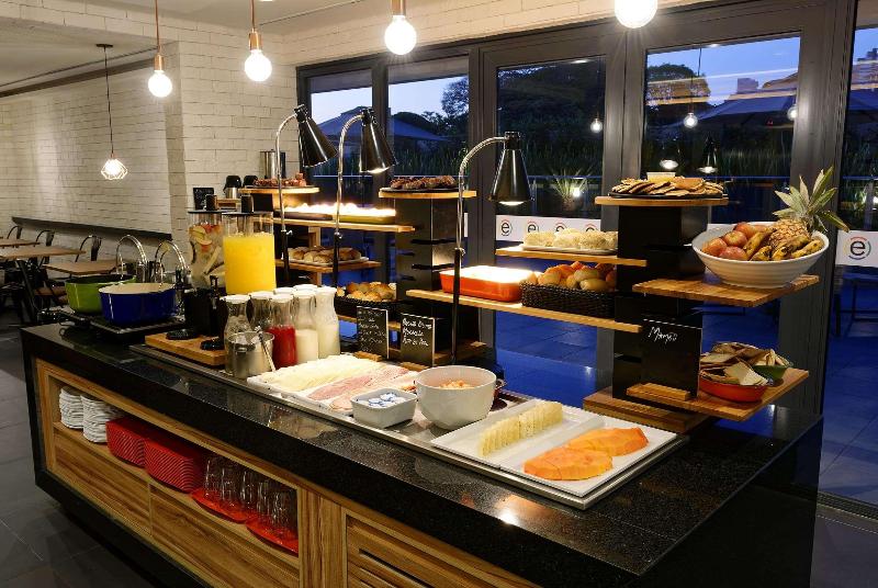 בית מלון כפרי Golden Tower Express Berrini By Fenix Hoteis