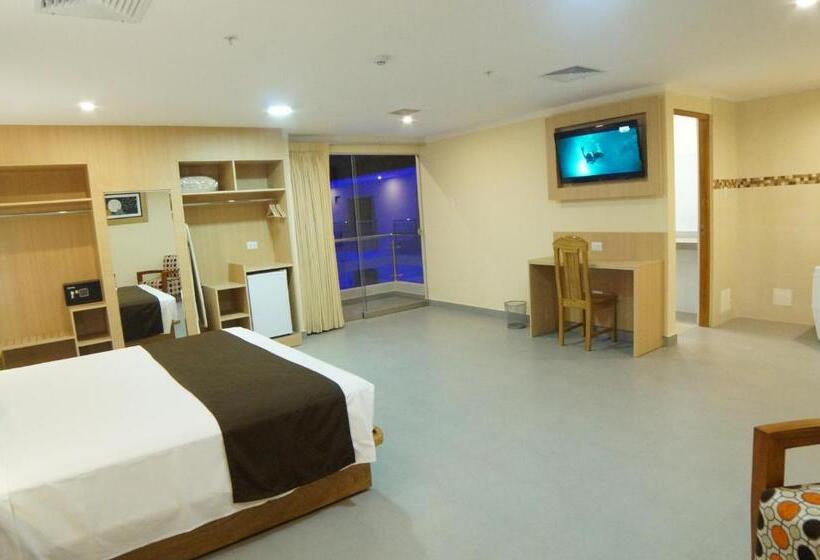 Отель águila Dorada Selva