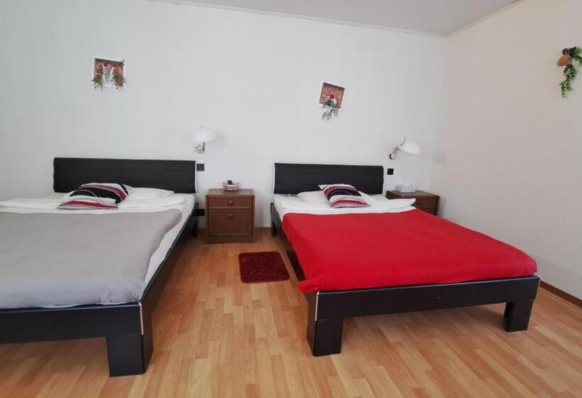 בית מלון כפרי Hôtel La Fontaine