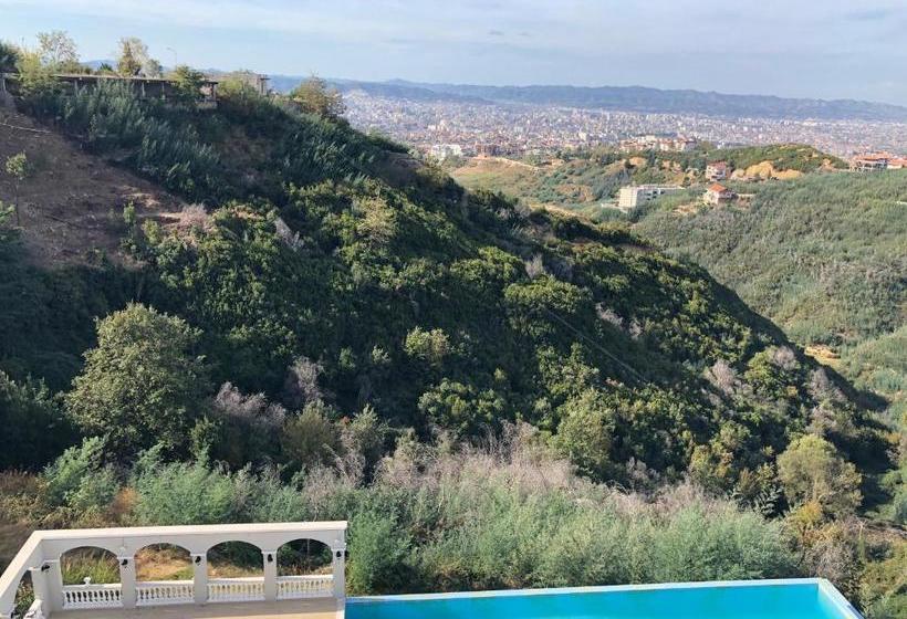 בית מלון כפרי Jurgen Resort