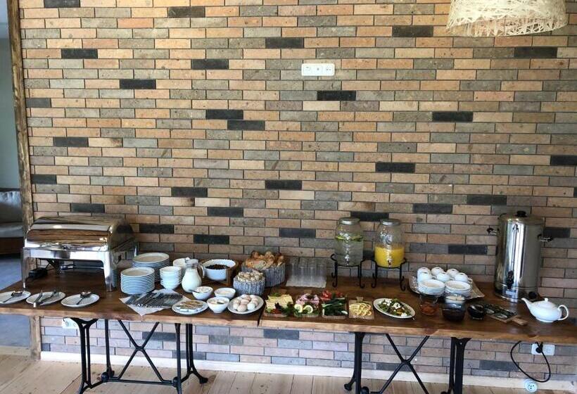 בית מלון כפרי Kirovi Tun