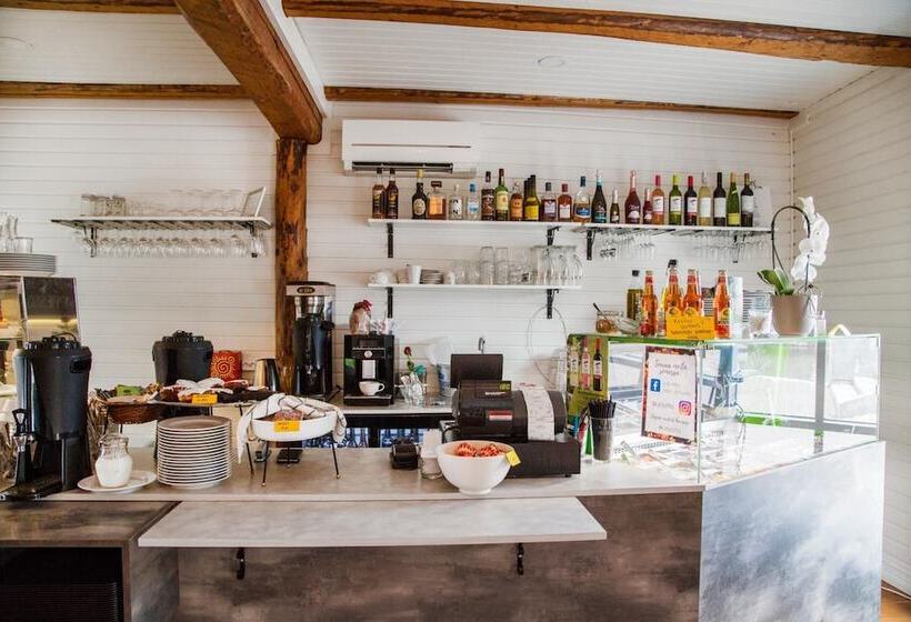 酒店 Li Aittaranta