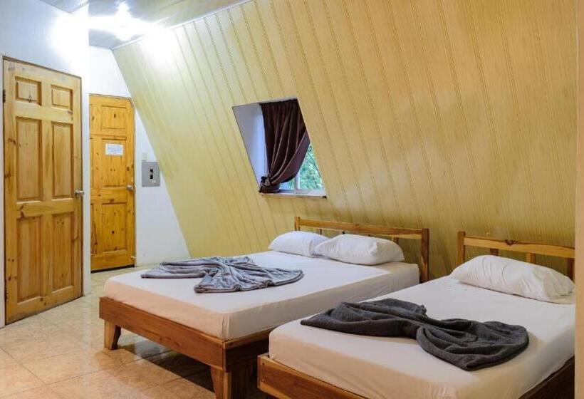 فندق Mapi's Cabins