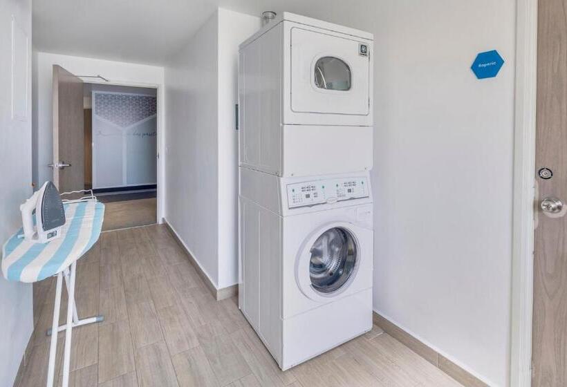 فندق One Puebla Angelópolis Periférico