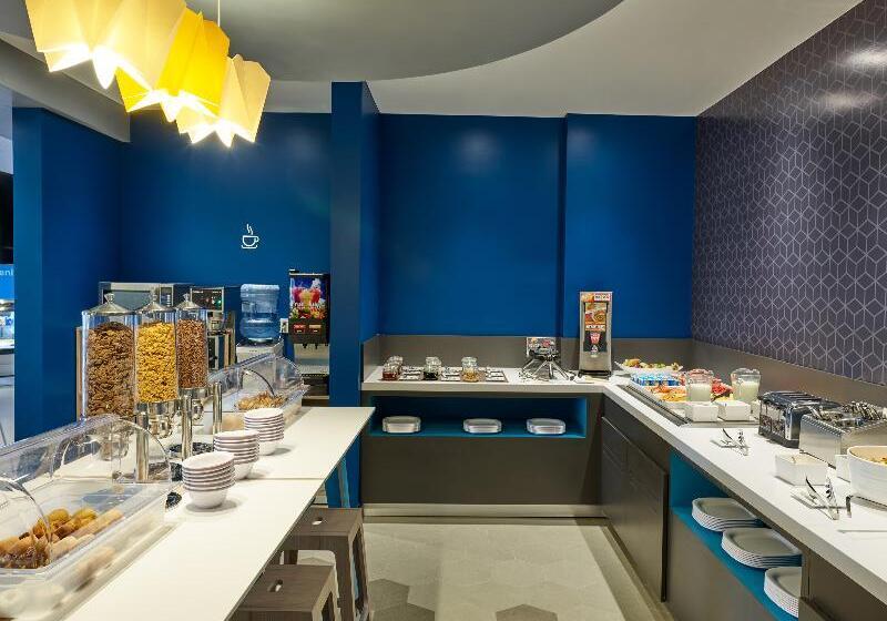 فندق One Puebla Angelópolis Periférico