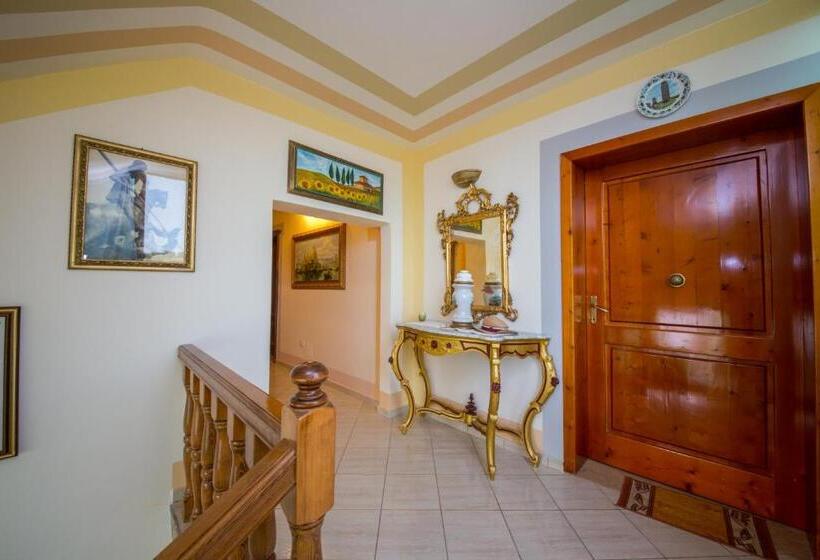 בית מלון כפרי San Saena