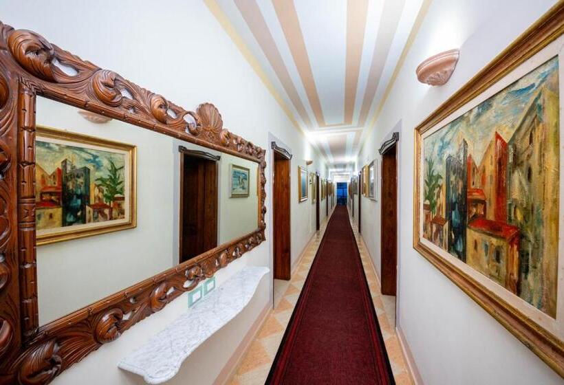 בית מלון כפרי San Saena