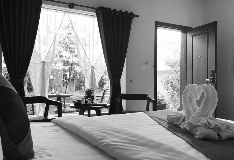 בית מלון כפרי Schein Residence