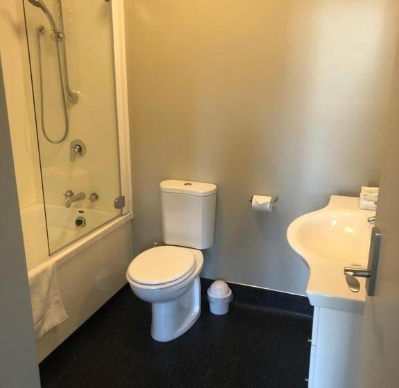 בית מלון כפרי Teschemakers Resort